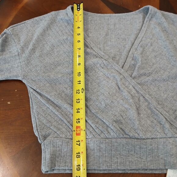 NWT OGL Wide Rib Surplice Top Long Sleeve V Neck Heather Gray Size Small Wrap - Picture 10 of 12